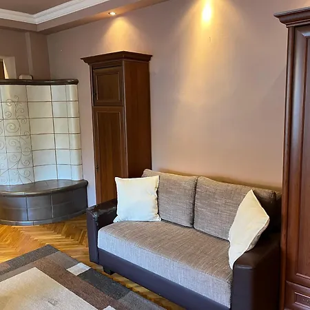 Apartmán Pauzo Platán *